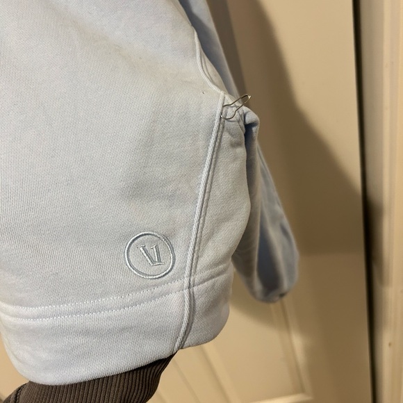 Vuori Sedona Crop Hoodie - Picture 3 of 4